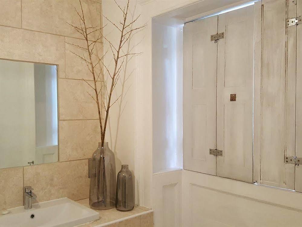 Grigshot Apartment Stroud  Dış mekan fotoğraf